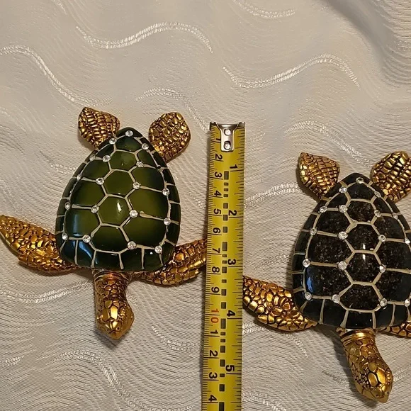 Turtil Pair Resein Cast With Crystal Accents - Picture 5 of 8